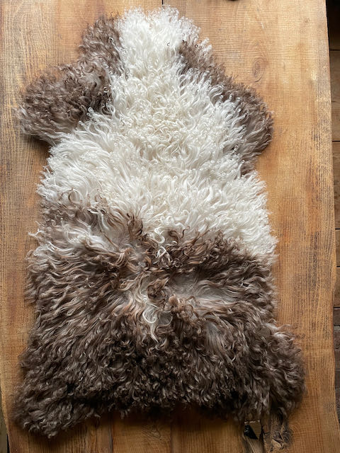 Tibetan lamb fur (not included)