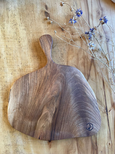 Tapas board in walnut wood
