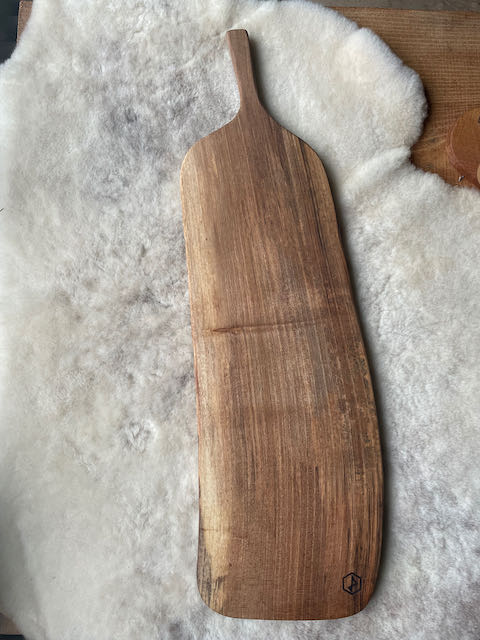 Tapas- snijplank in notelaarhout