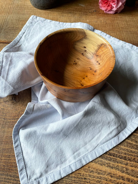 Bowl in yew wood