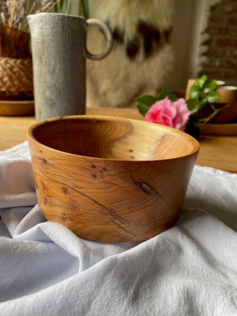 Bowl in yew wood