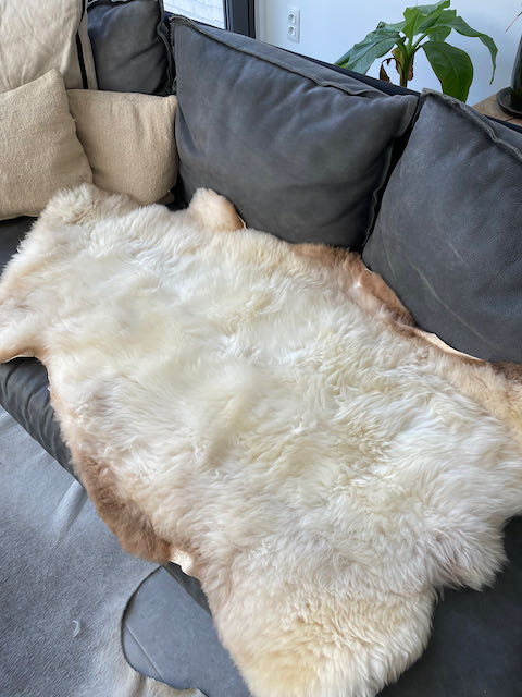 Creme met lichtbruin schapenvacht XL