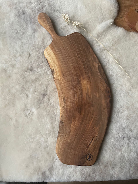 Tapas- snijplank in notelaarhout