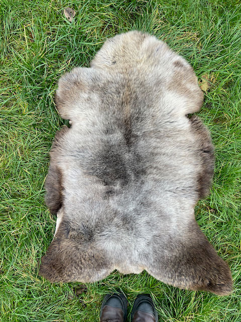 L grijs/ bruin/ beige schapenvacht