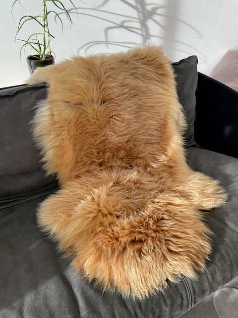 Camel large- XL schapenvacht