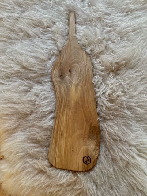 Tapas/ snijplank in notelaarhout