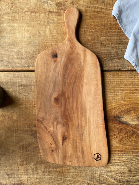 Serving board in fired pear (excluding wood)